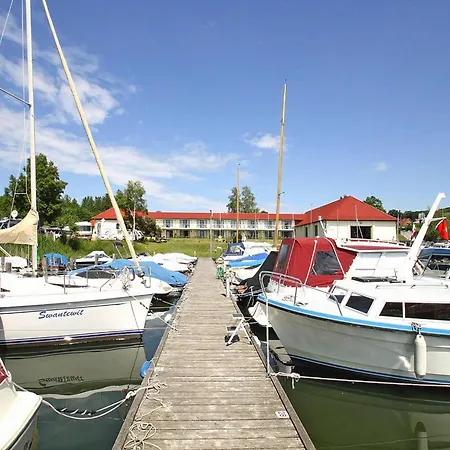 Am Heidensee In Schwerin, Cleaning Included Lejlighed